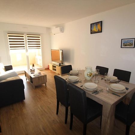 Logement Renove Avec Mobilier 2023 Appartamento Avignone Esterno foto