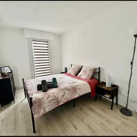 Logement Renove Avec Mobilier 2023 Appartamento Avignone Esterno foto